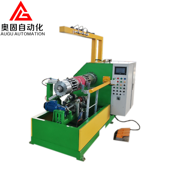 Машина для виготовлення триколісних шин